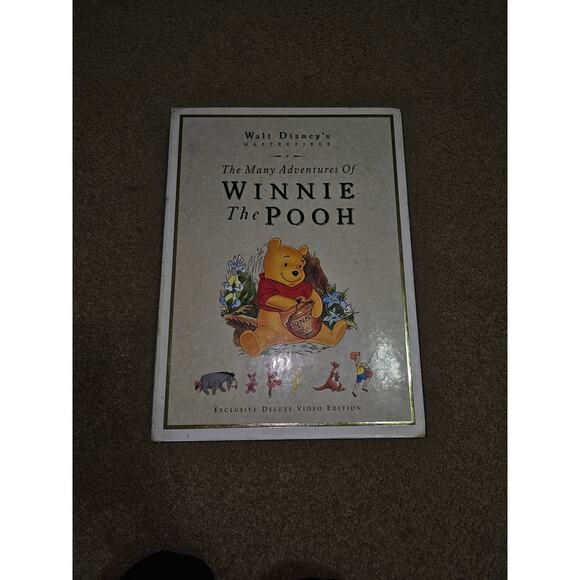 Walt Disney's The Many Adventures of Winnie the Pooh Exclusive Deluxe Video - Picture 5 of 15